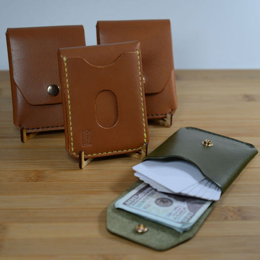 Minimalist Wallet - Snap Closure