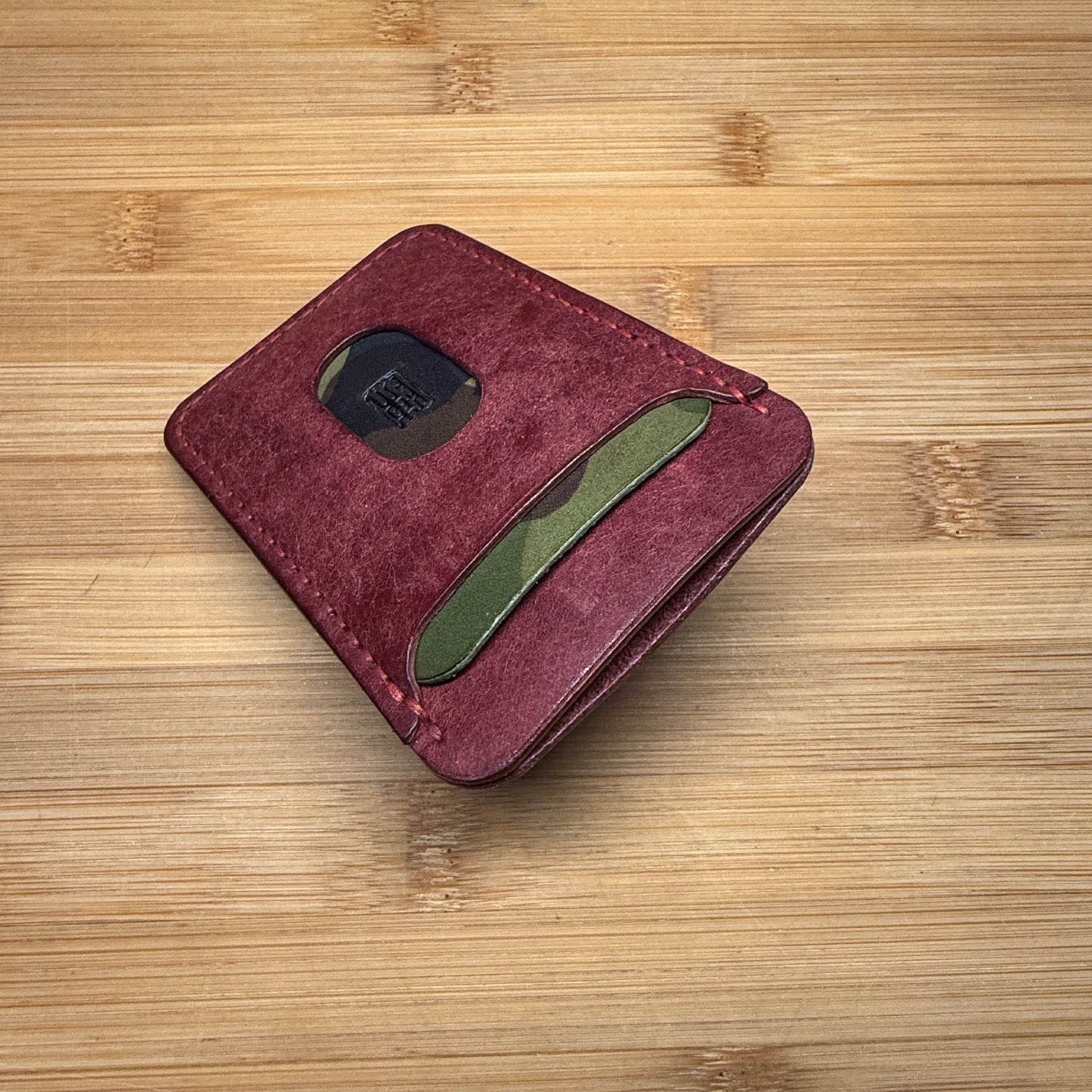 Card Wallet – Pueblo Bordeaux & Camouflage Leather